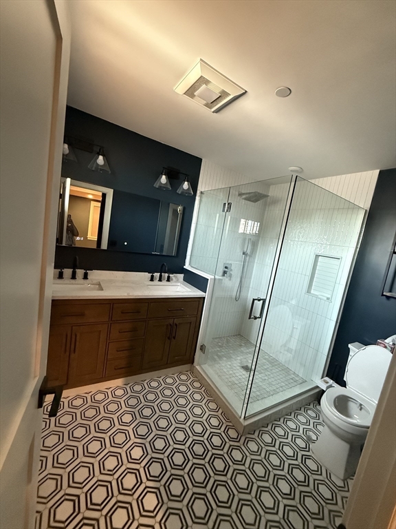 31 Boardman Street, Unit 5 Boston, MA 02128 - Photo 6 of 12