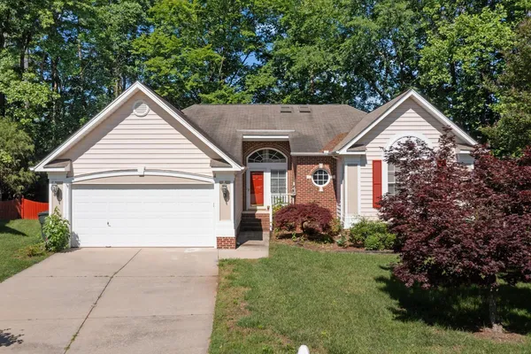 $2,500 | 2400 Buckwater Court, Raleigh, NC 27615