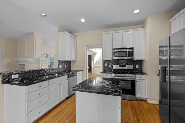 $2,500 | 2400 Buckwater Court, Raleigh, NC 27615