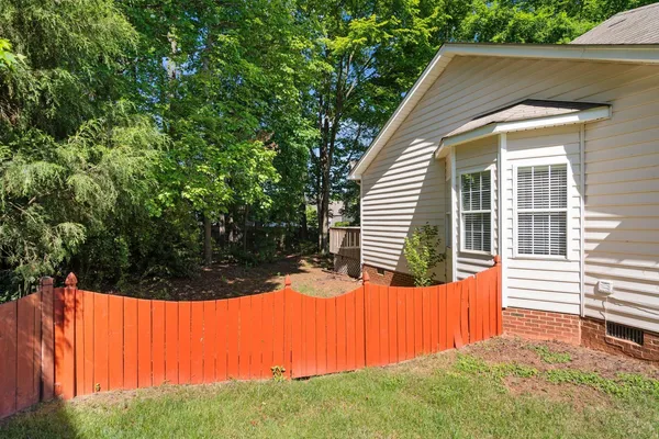 $2,500 | 2400 Buckwater Court, Raleigh, NC 27615