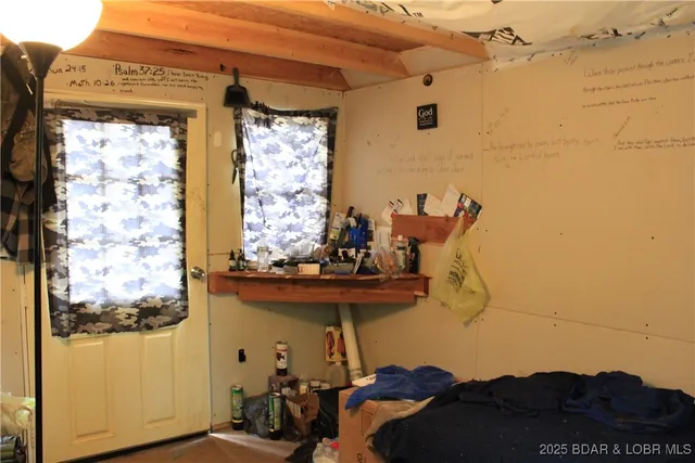 $15,000 | 346 Blackberry Road, Macks Creek, MO 65786