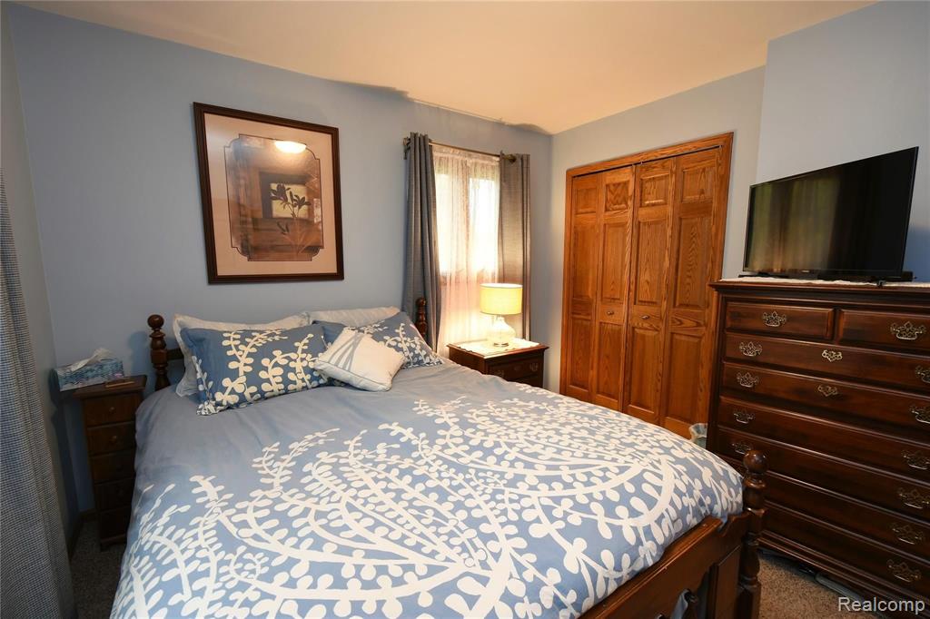 10498 Carmer Road Fenton, MI 48430 - Photo 30 of 40