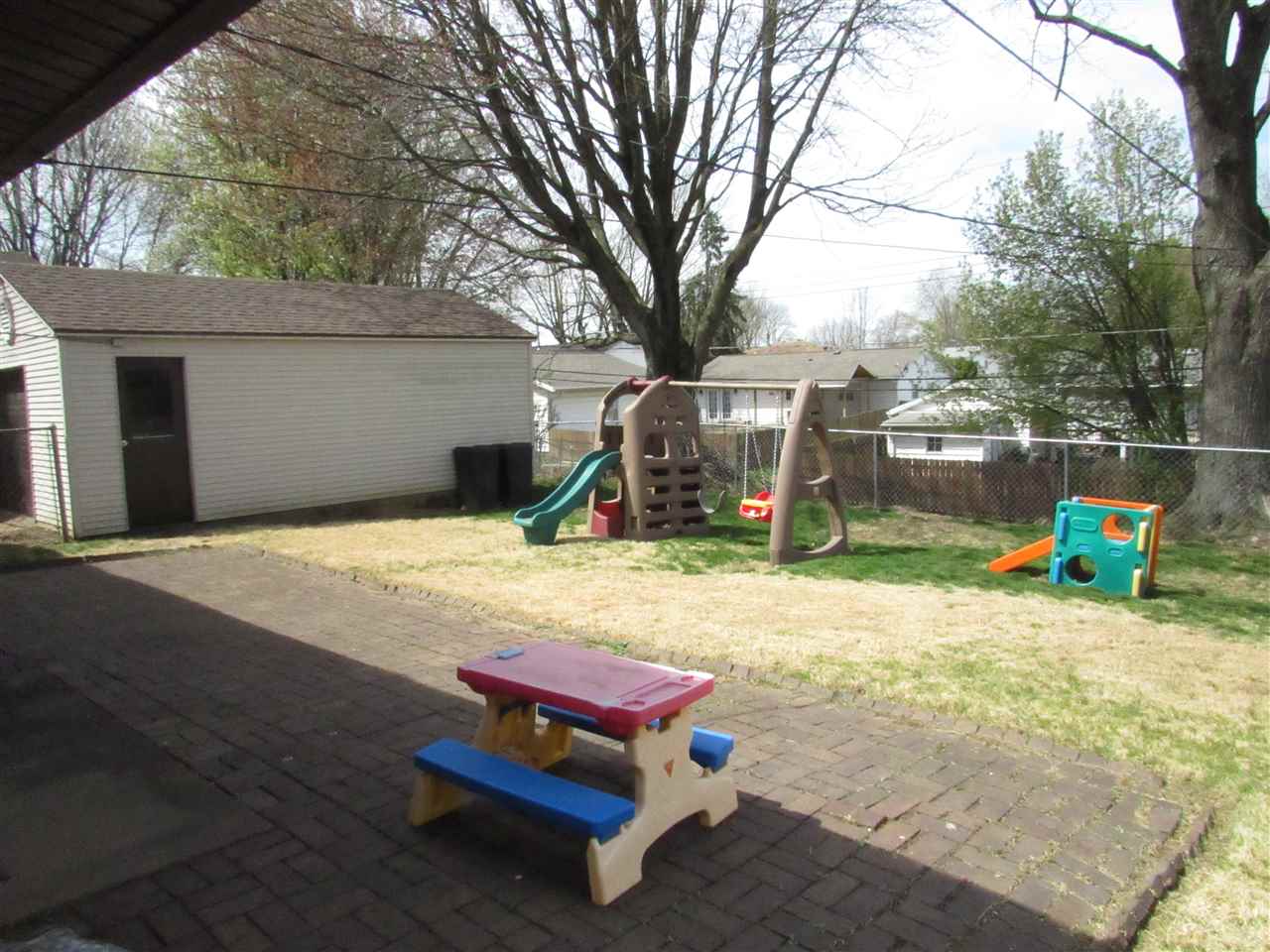 4424 Chadwick Road Evansville, IN 47710 - Photo 19 of 23 Gallery Image 19