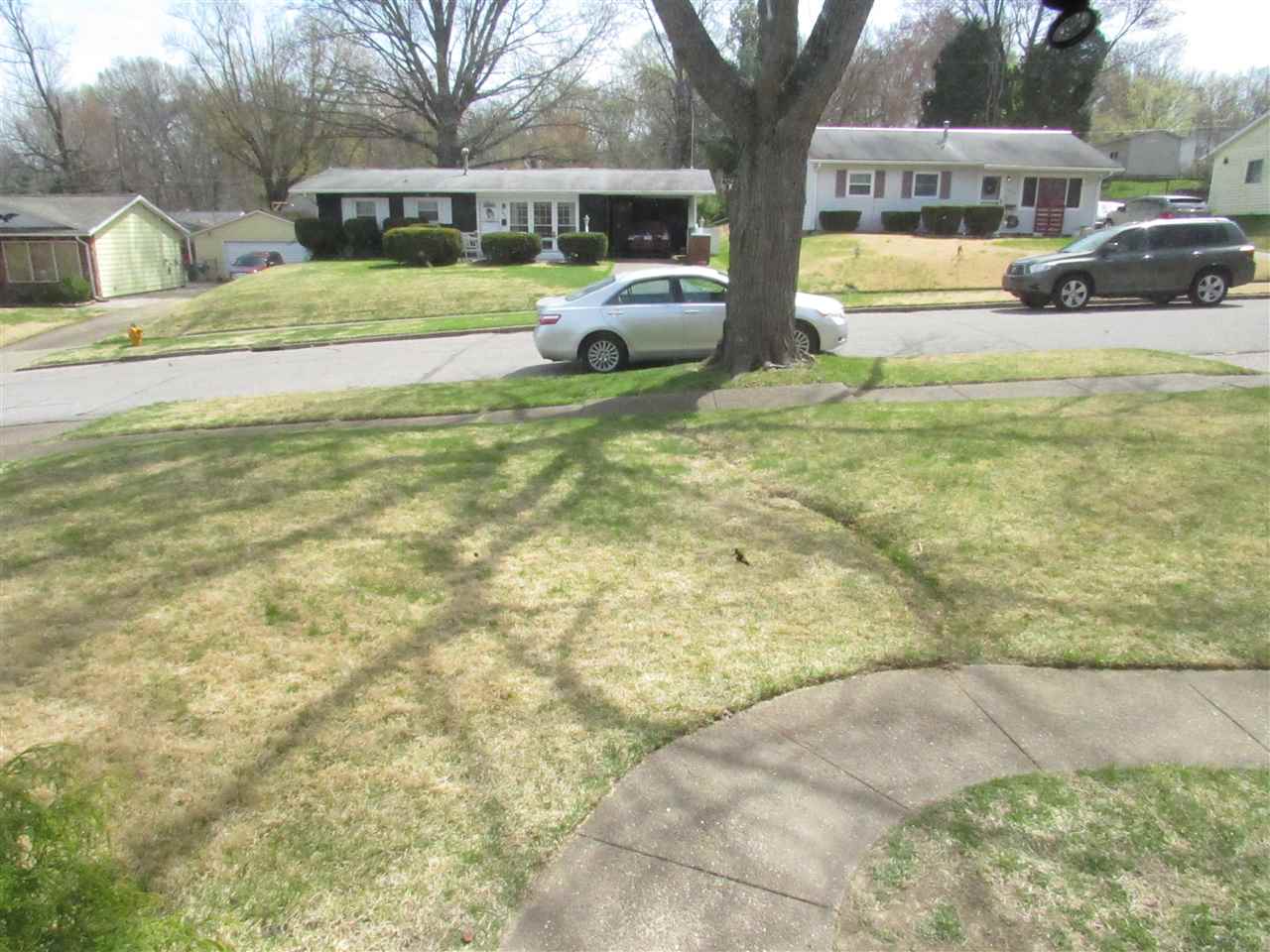 4424 Chadwick Road Evansville, IN 47710 - Photo 21 of 23 Gallery Image 21