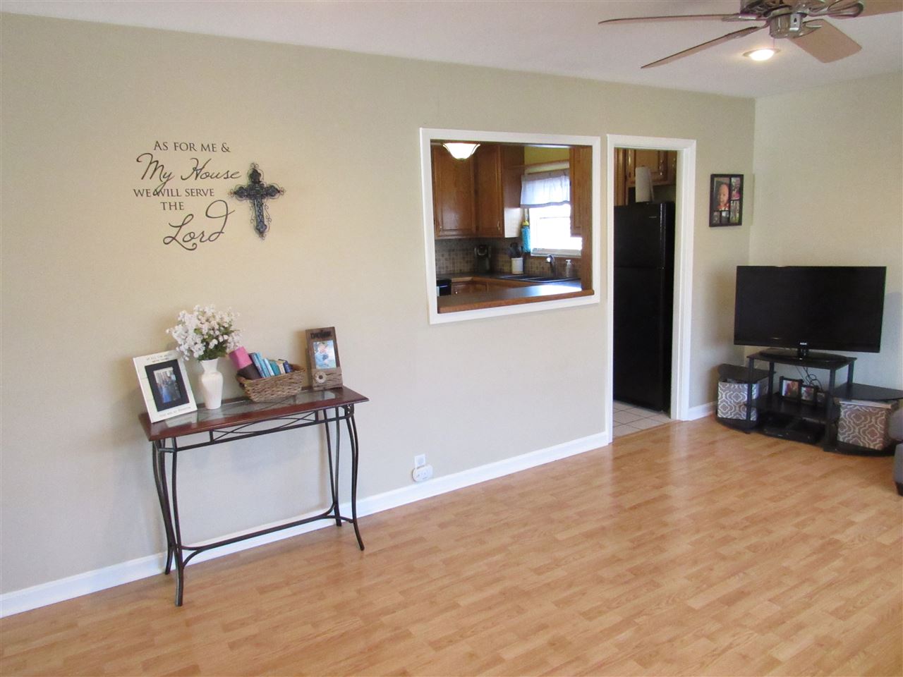 4424 Chadwick Road Evansville, IN 47710 - Photo 4 of 23 Gallery Image 4