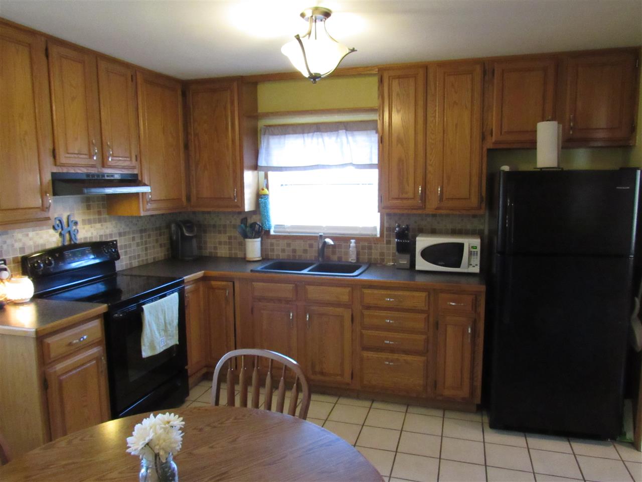 4424 Chadwick Road Evansville, IN 47710 - Photo 7 of 23 Gallery Image 7
