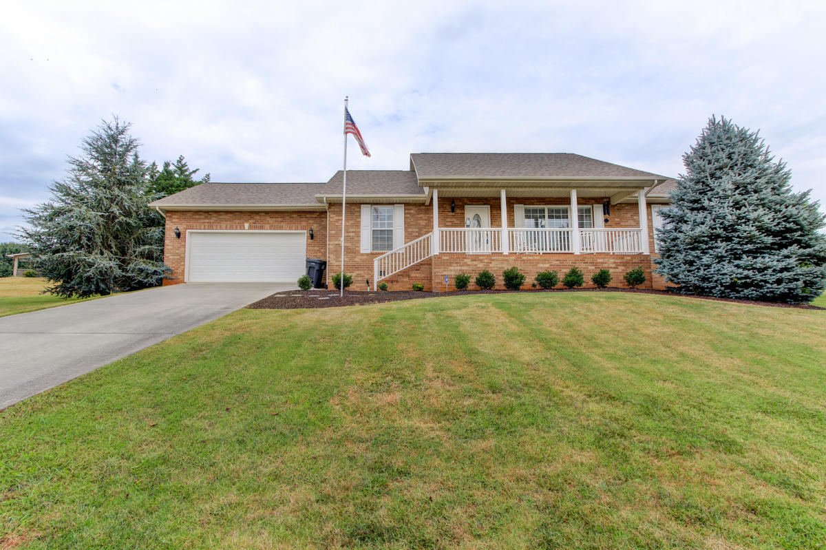 5620 J. Riley W Drive Greenback, TN 37742 - Photo 2 of 27 + Perceptions (1)