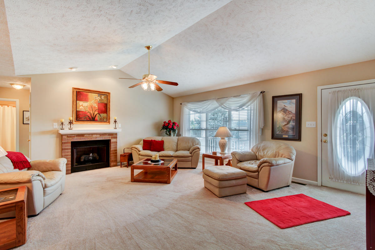 5620 J. Riley W Drive Greenback, TN 37742 - Photo 7 of 27 + Perceptions (16)