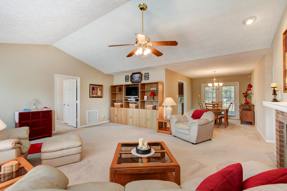 5620 J. Riley W Drive Greenback, TN 37742 - Photo 10 of 27 + Perceptions (17)