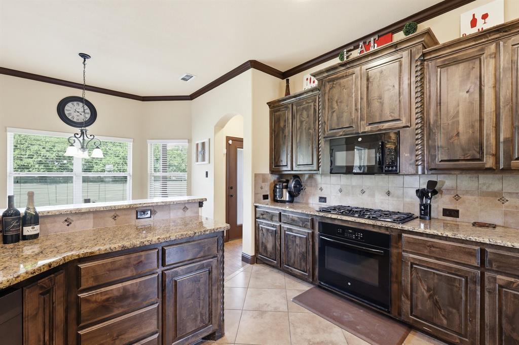 11480 Chisum Road Sanger, TX 76266 - Photo 14 of 40