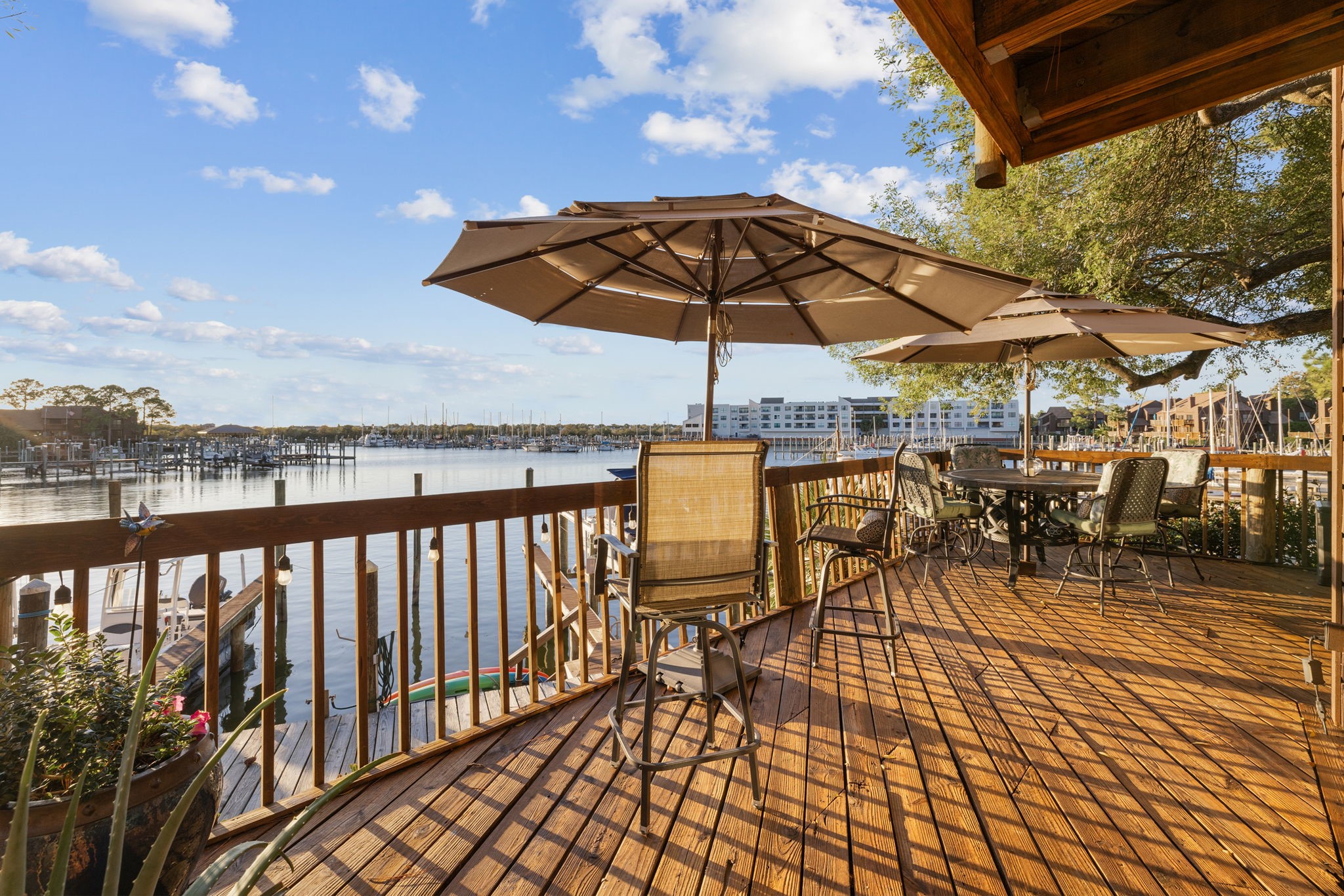 659 Davis Road League City, TX 77573 - Photo 20 of 34 a view of a swimming pool with a patio