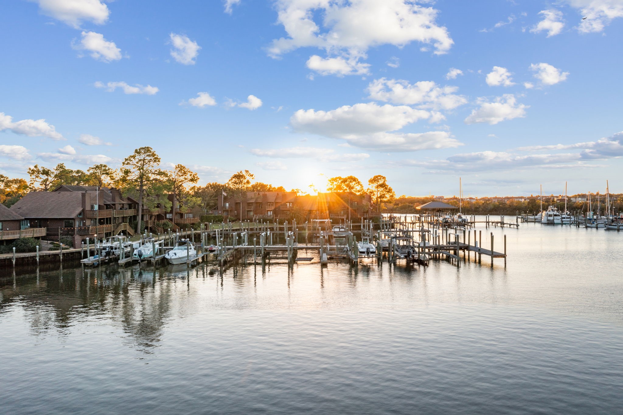 659 Davis Road League City, TX 77573 - Photo 30 of 34 a view of a lake with houses