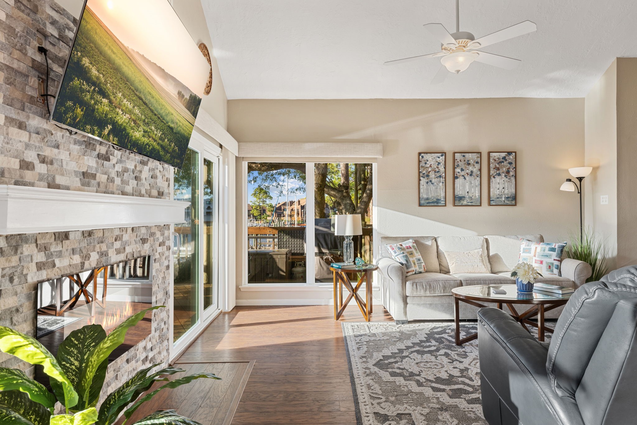 659 Davis Road League City, TX 77573 - Photo 6 of 34 a living room with furniture and a fireplace