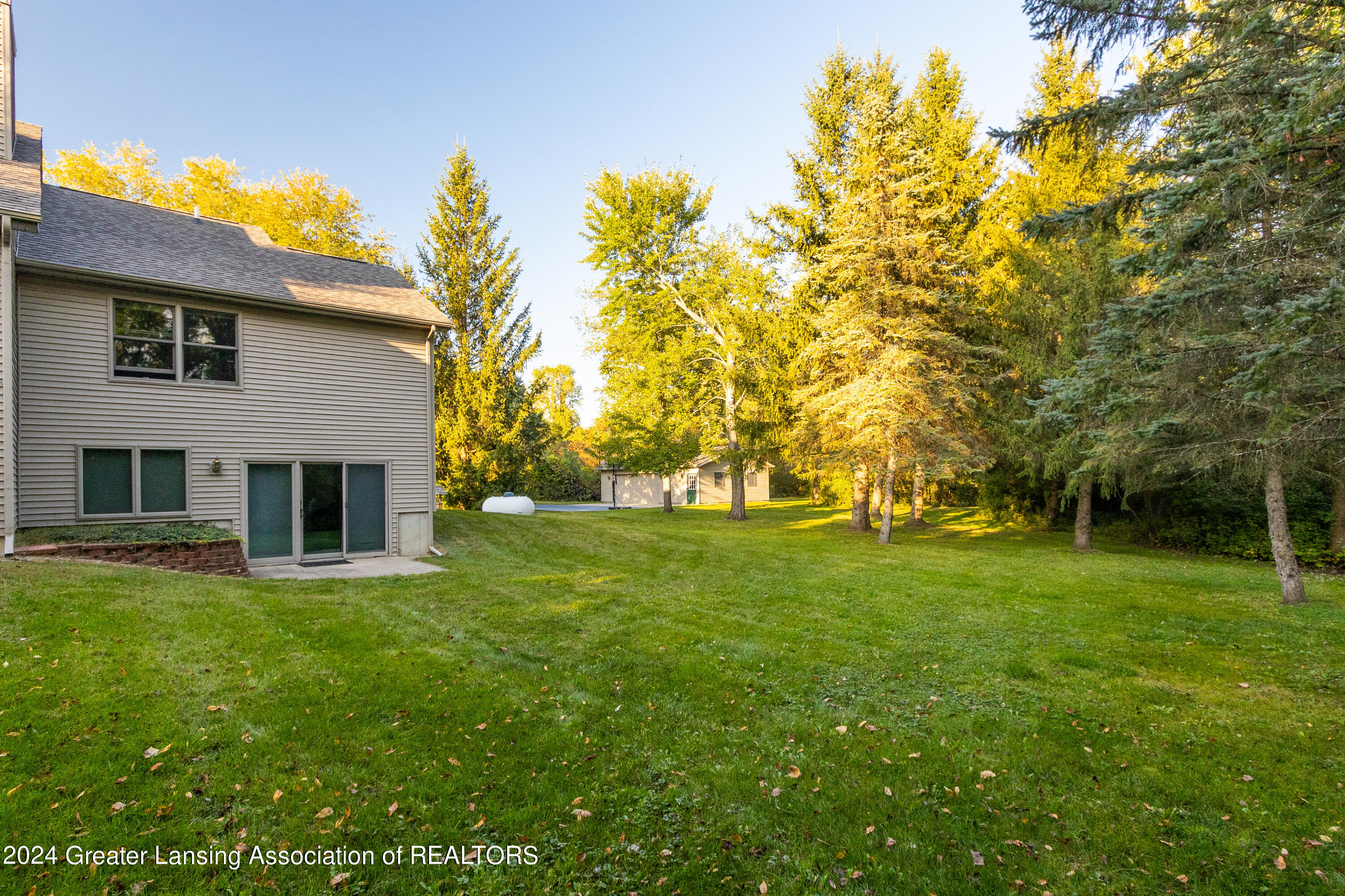 231 Piper Road Haslett, MI 48840 - Photo 35 of 53 Exteriors-10