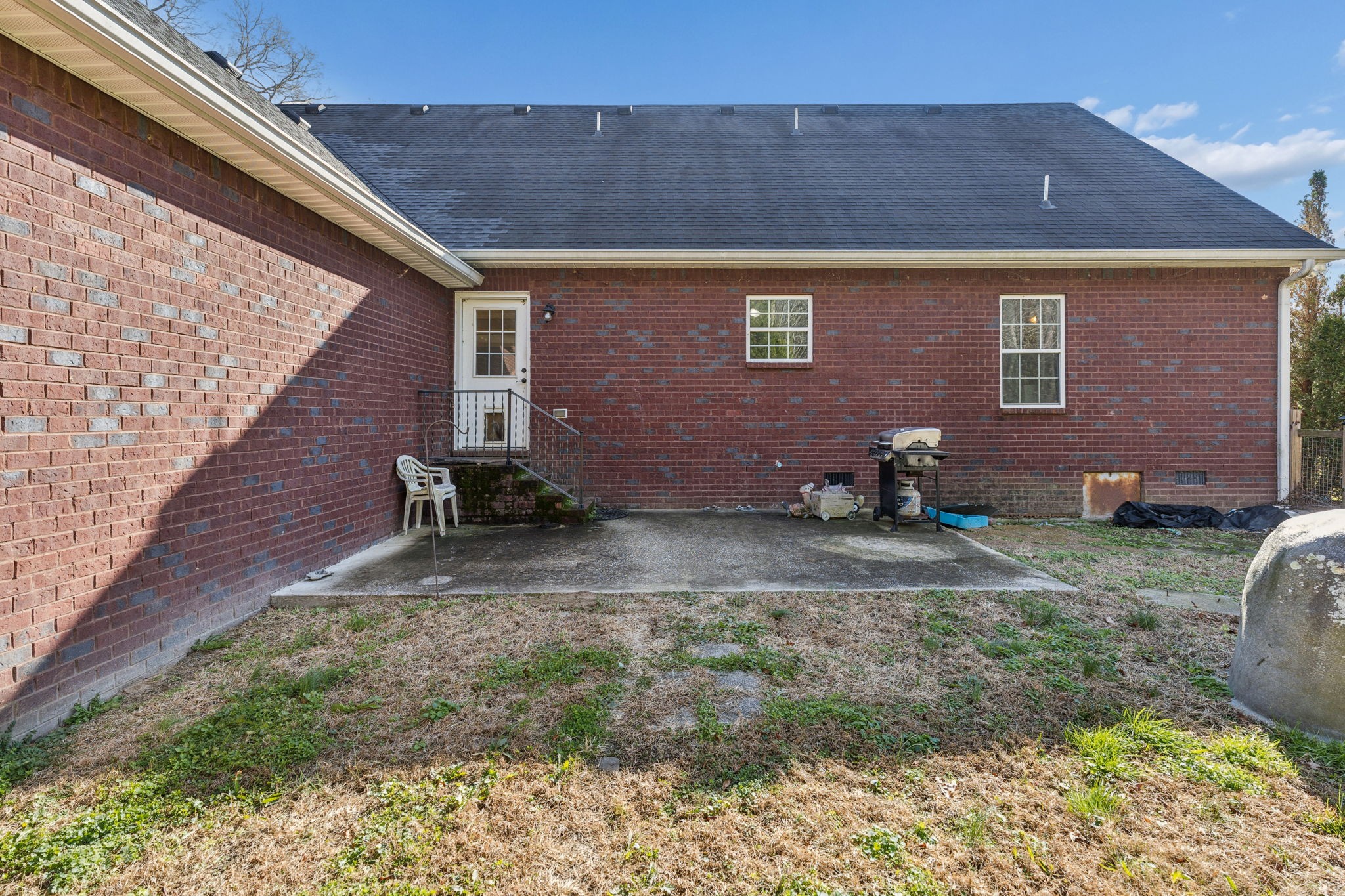 5453 Hillsboro Viola Road Manchester, TN 37355 - Photo 39 of 49 a backyard of a house with lots of green space