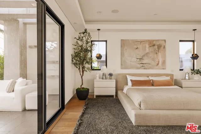 $3,999,999 | 4445 Camellia Avenue, Studio City, CA 91602