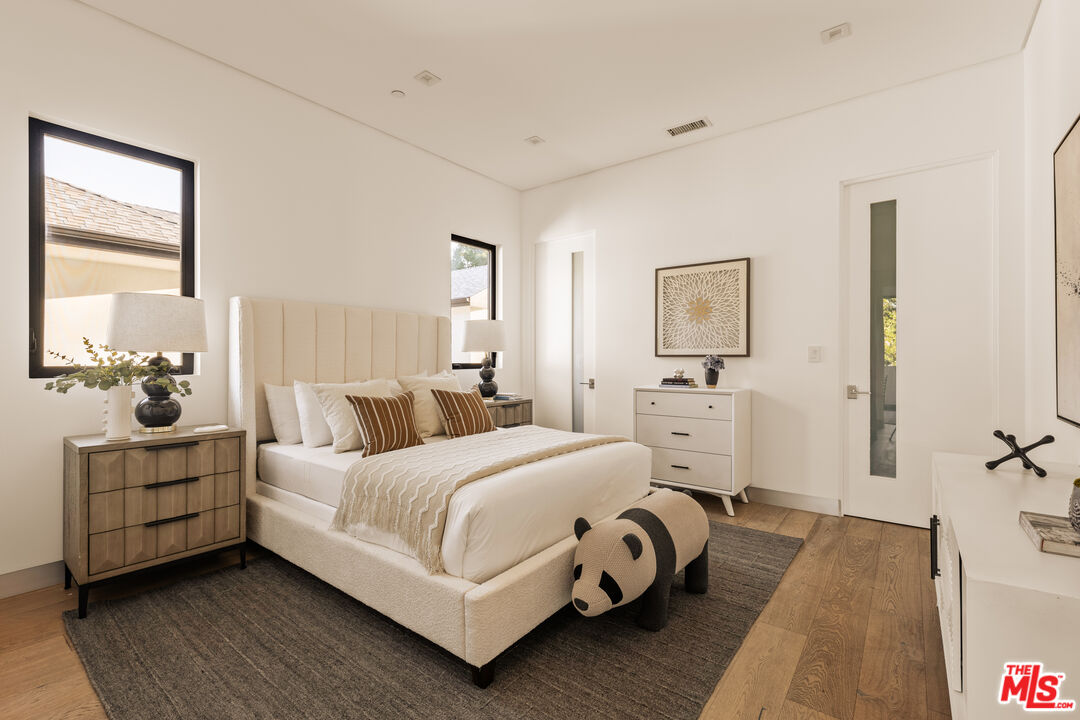 4445 Camellia Avenue Studio City, CA 91602 - Photo 17 of 29