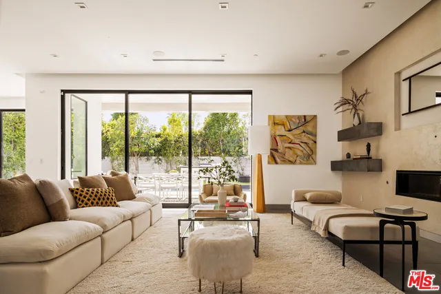 $3,999,999 | 4445 Camellia Avenue, Studio City, CA 91602