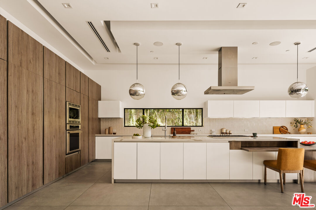 4445 Camellia Avenue Studio City, CA 91602 - Photo 5 of 29