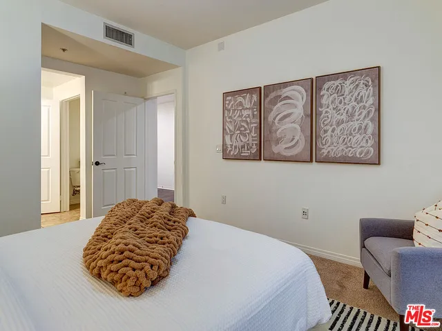 $4,200 | 6020 South Seabluff Drive, Unit 122, Playa Vista, CA 90094