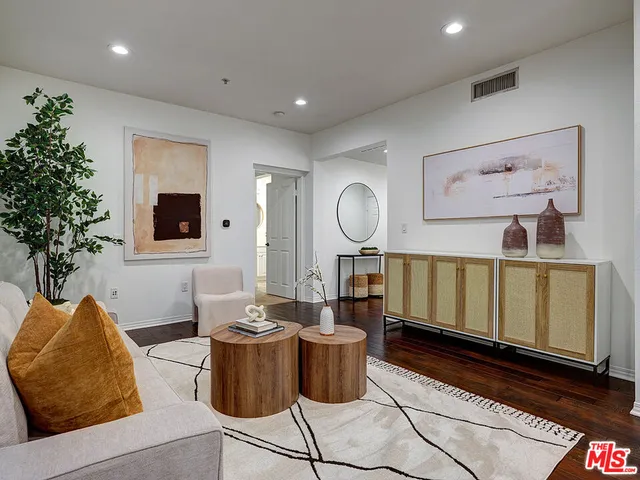 $4,200 | 6020 South Seabluff Drive, Unit 122, Playa Vista, CA 90094