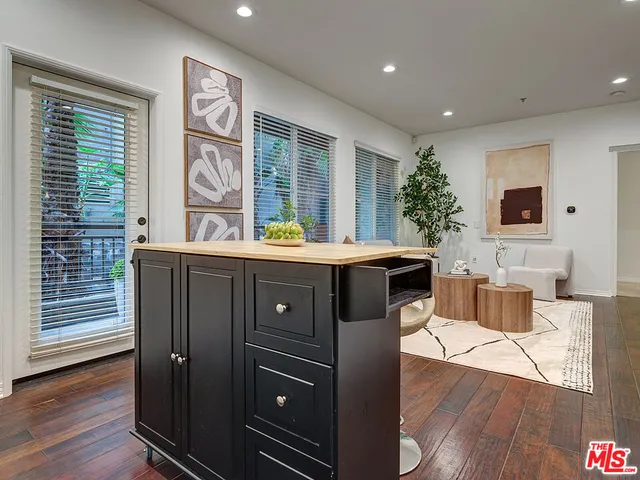 $4,200 | 6020 South Seabluff Drive, Unit 122, Playa Vista, CA 90094