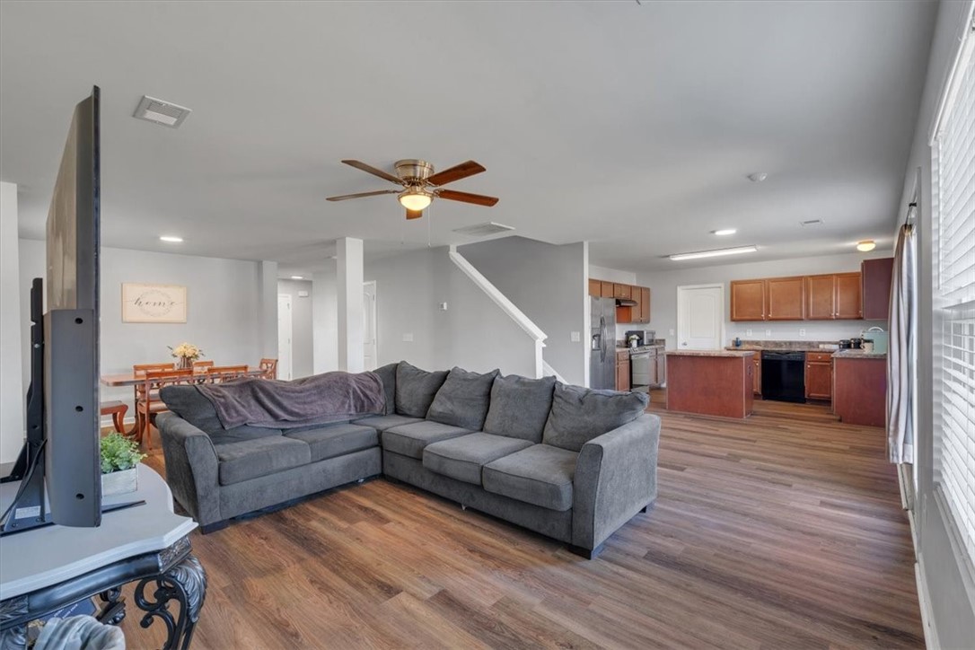 116 Elmhurst Lane Anderson, SC 29621 - Photo 11 of 32