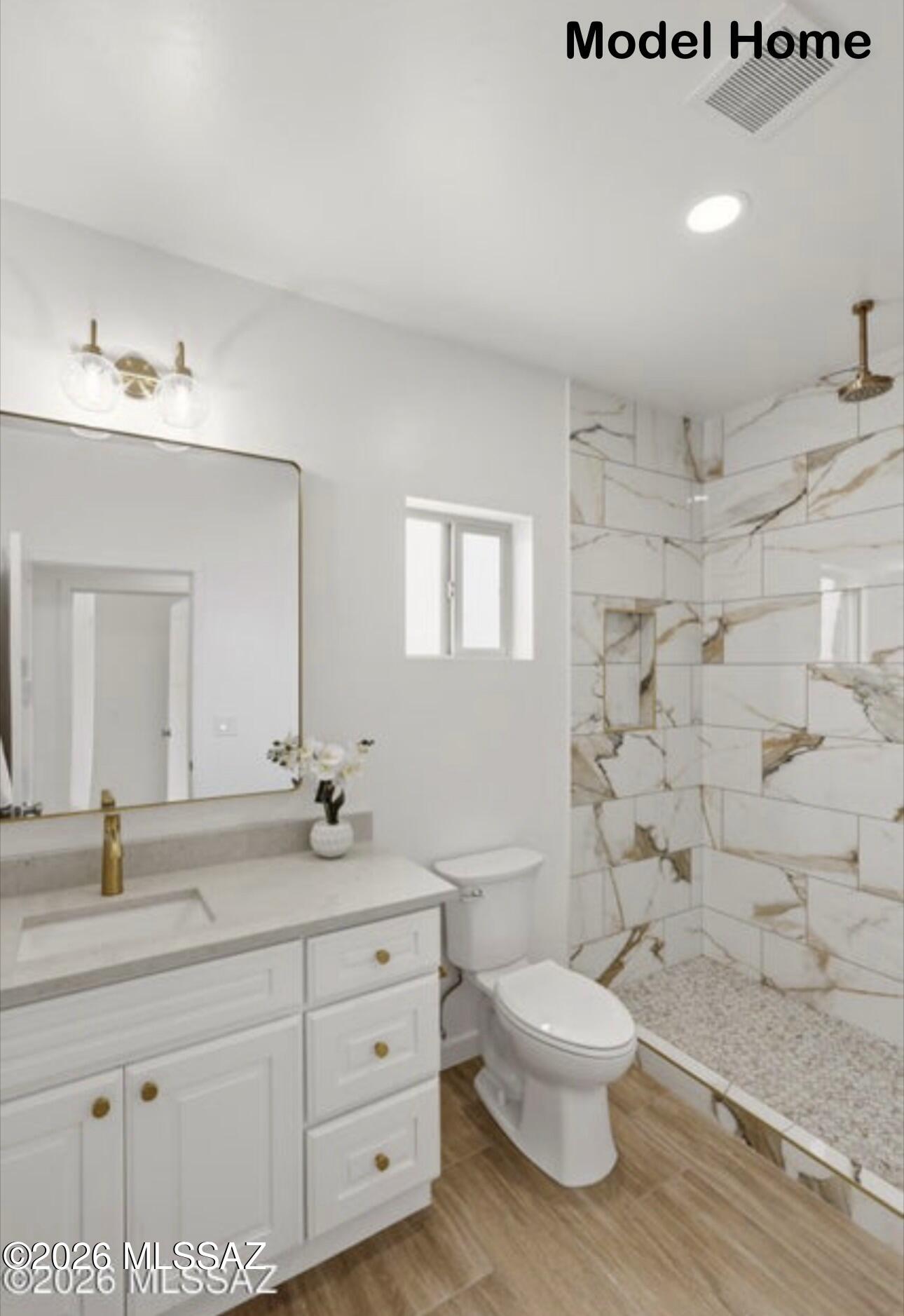 5553 South Swires Road Tucson, AZ 85746 - Photo 14 of 27 Guest Bathroom - Model