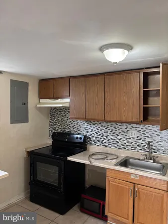 $595,000 | 3845 Pinewood Terrace, Falls Church, VA 22041