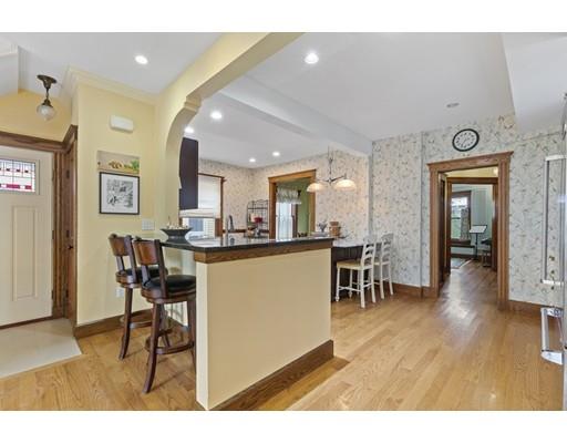 22 Freeman Street Arlington, MA 02474 - Photo 9 of 42 Gallery Image 9