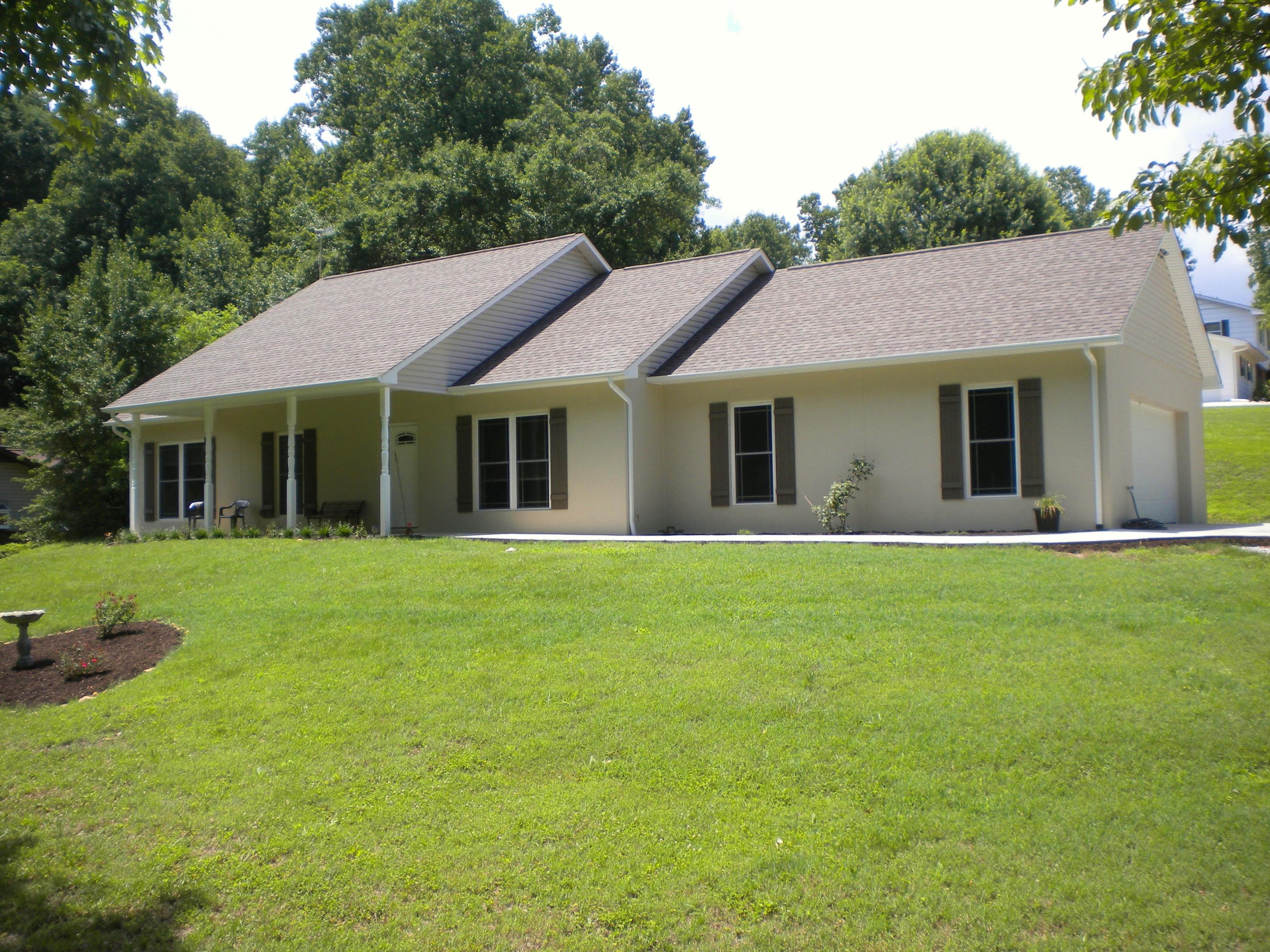 660 Bluff Pointe Road Harriman, TN 37748 - Photo 1 of 29 DSCN3336