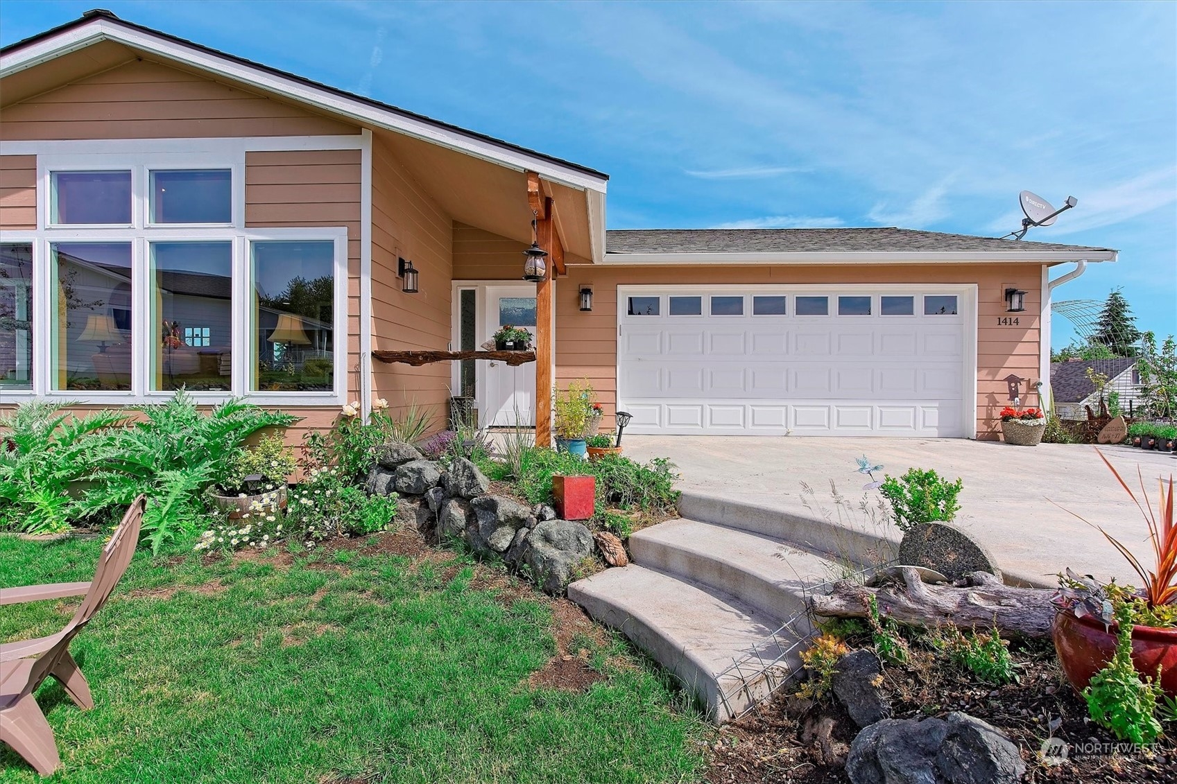 1414 Rook Drive Port Angeles, WA 98362 - Photo 3 of 26 Gallery Image 3