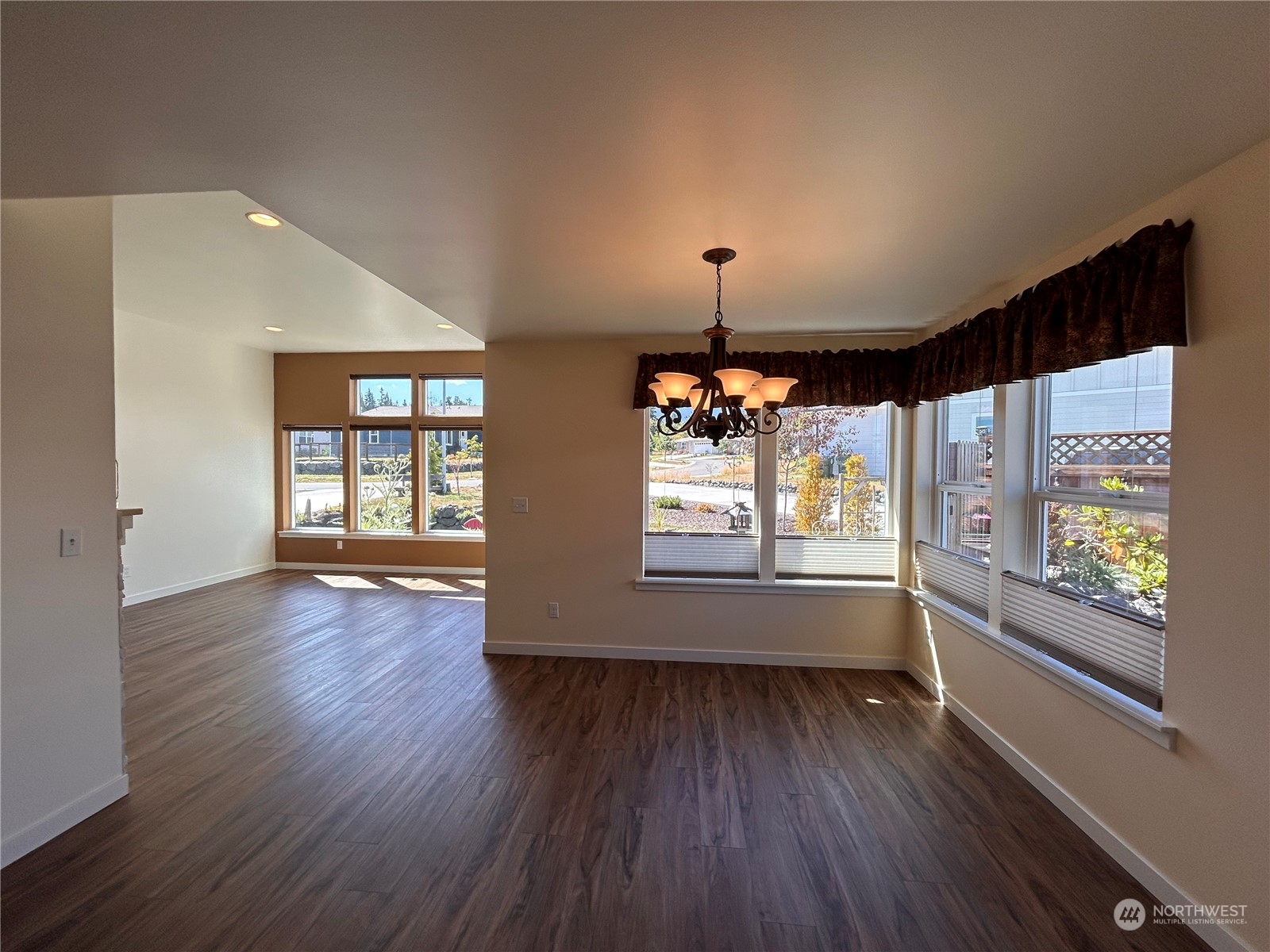 1414 Rook Drive Port Angeles, WA 98362 - Photo 10 of 26 Gallery Image 10