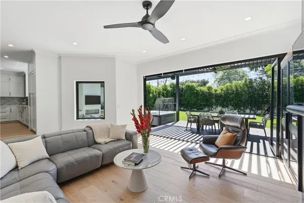$4,388,000 | 1852 6th Street, Manhattan Beach, CA 90266
