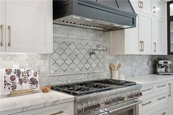 $4,388,000 | 1852 6th Street, Manhattan Beach, CA 90266