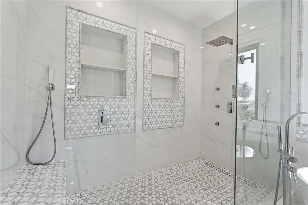 1852 6th Street Manhattan Beach, CA 90266 - Photo 35 of 58