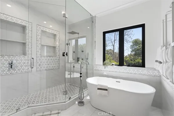 $4,388,000 | 1852 6th Street, Manhattan Beach, CA 90266