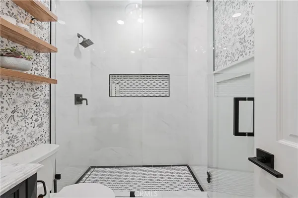 $4,388,000 | 1852 6th Street, Manhattan Beach, CA 90266