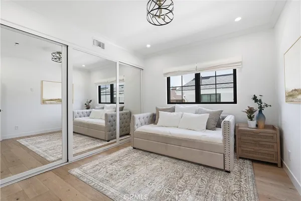 $4,388,000 | 1852 6th Street, Manhattan Beach, CA 90266