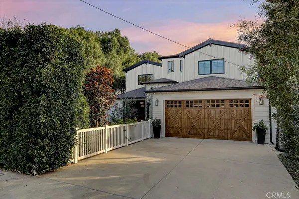 $4,388,000 | 1852 6th Street, Manhattan Beach, CA 90266