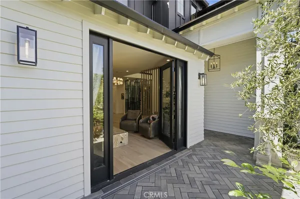 $4,388,000 | 1852 6th Street, Manhattan Beach, CA 90266