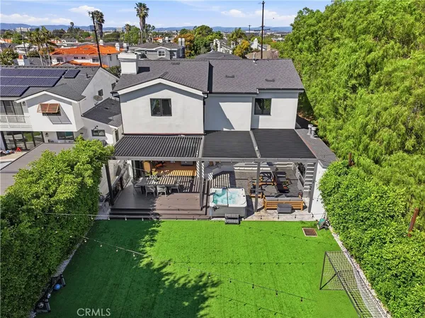 $4,388,000 | 1852 6th Street, Manhattan Beach, CA 90266