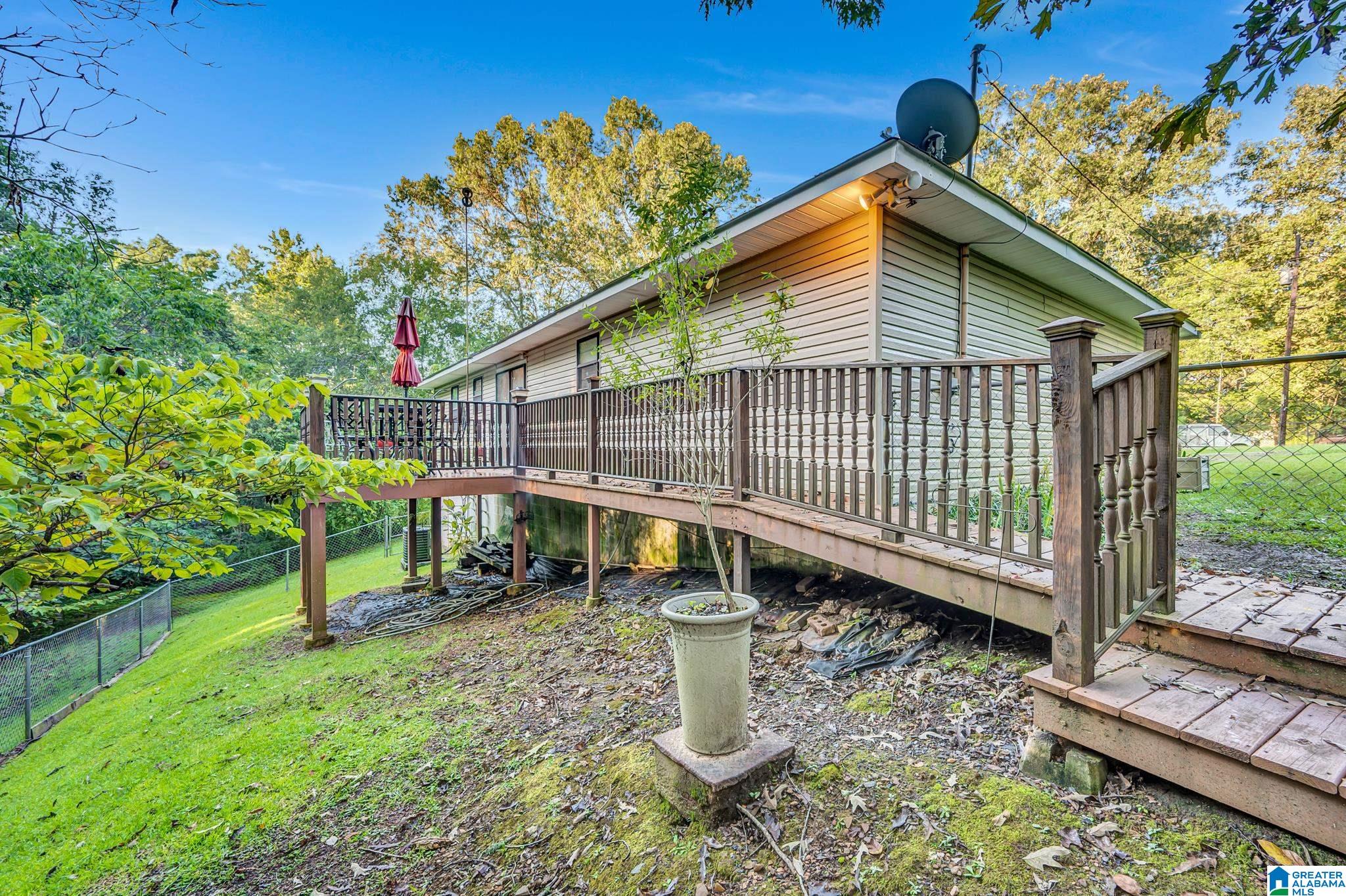1887 Glover Road Quinton, AL 35130 - Photo 4 of 21