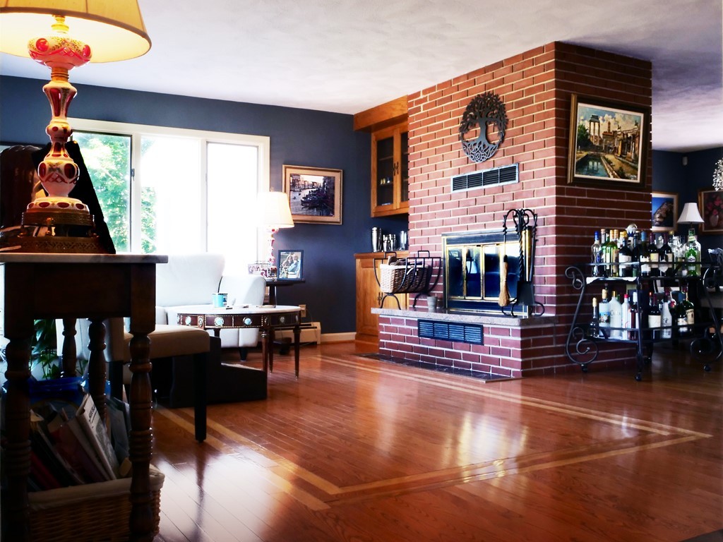 20 Neutaconkanut Road Providence, RI 02919 - Photo 8 of 29 Gallery Image 8