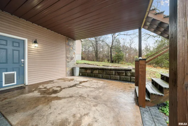 $749,900 | 1115 Hilltop Lane, Simpson, IL 62985