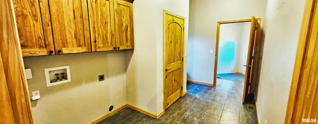 $749,900 | 1115 Hilltop Lane, Simpson, IL 62985