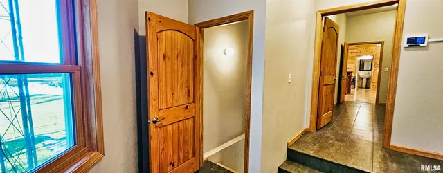 $749,900 | 1115 Hilltop Lane, Simpson, IL 62985