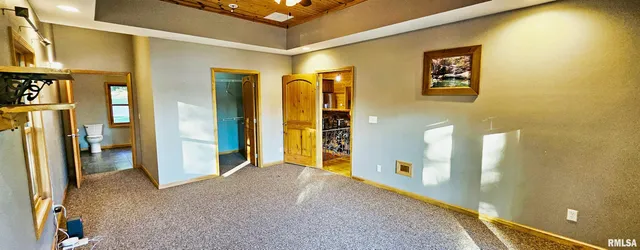 $749,900 | 1115 Hilltop Lane, Simpson, IL 62985