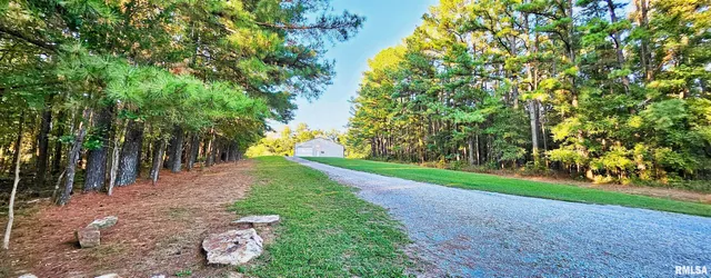 $749,900 | 1115 Hilltop Lane, Simpson, IL 62985