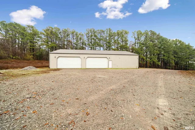 $749,900 | 1115 Hilltop Lane, Simpson, IL 62985